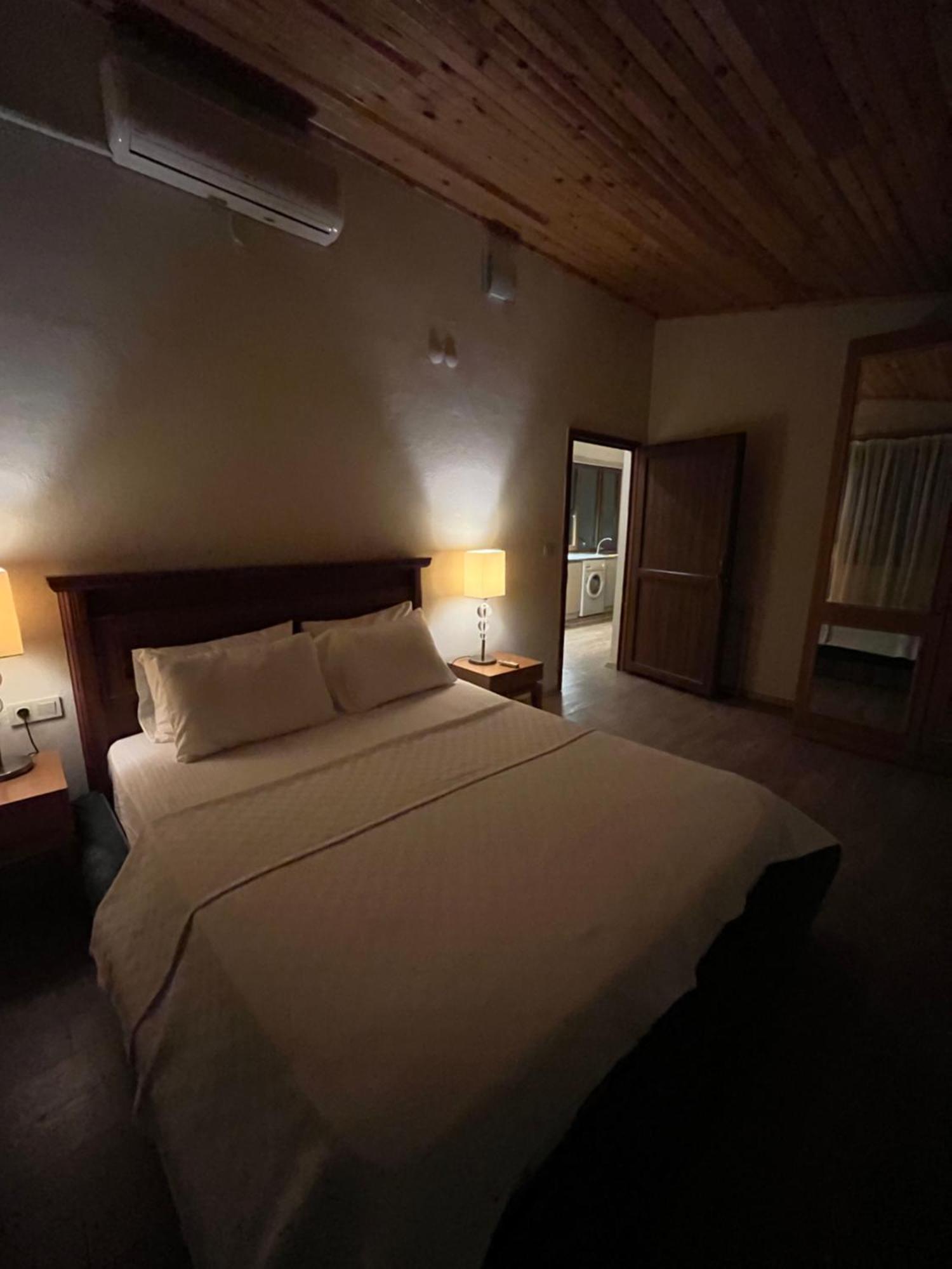 Kibala Hotel Чирали Екстер'єр фото