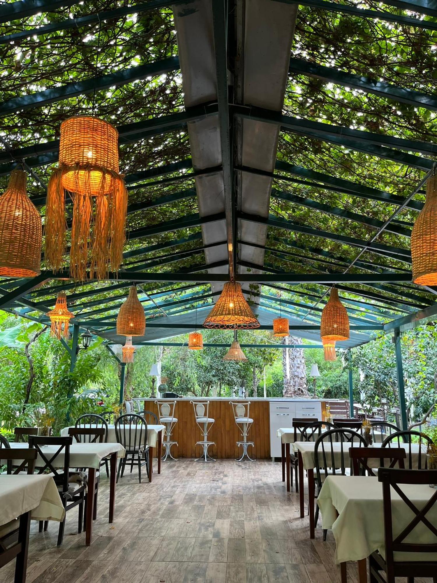 Kibala Hotel Чирали Екстер'єр фото