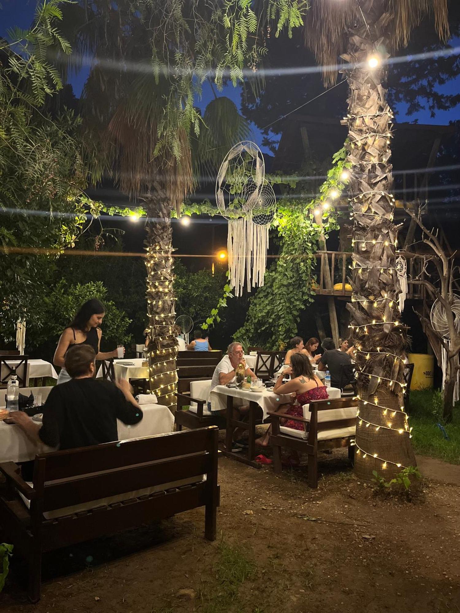 Kibala Hotel Чирали Екстер'єр фото